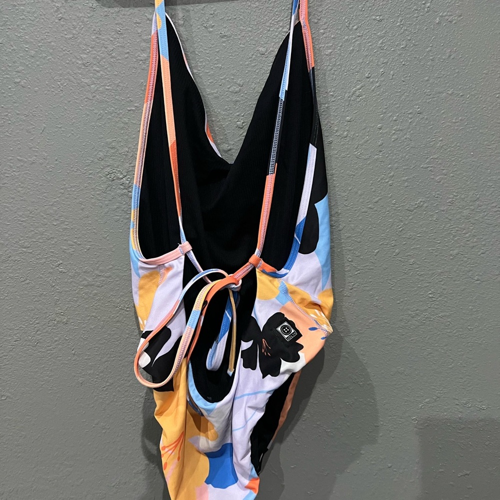 JOYLN ONSIE SUIT STEVE 2 womens size Large